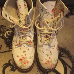 Dr. Martens Rare White Floral 1460 Pascal Boots in Portland Rose